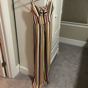 XS target jumpsuit size small- still has tags and everything!